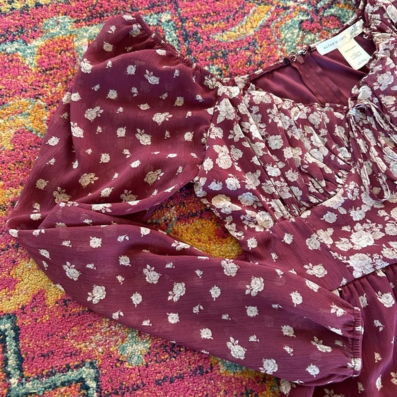 NWT Altar’d State | Women’s plum Theresa tiered white floral lined mini dress, L - Picture 9 of 16